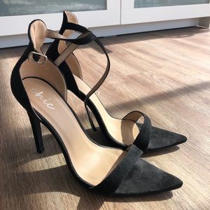 Chic staple pointed toe sandal heels